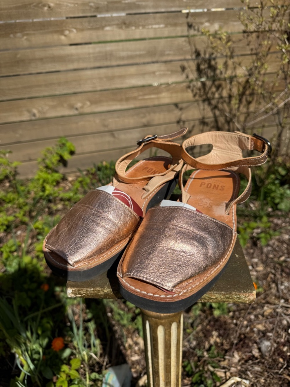 PONS Metallic Rose Gold Leather Ankle-Strap Sandals